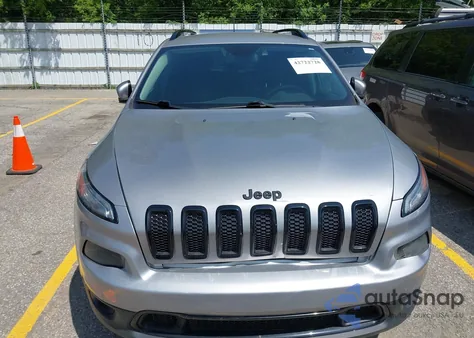 2018 Jeep Cherokee Latitude Fwd из США, поврежденный, VIN 1C4PJLCB7JD544080